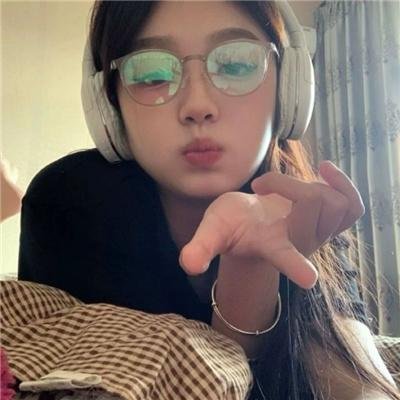 他的脑子有病
