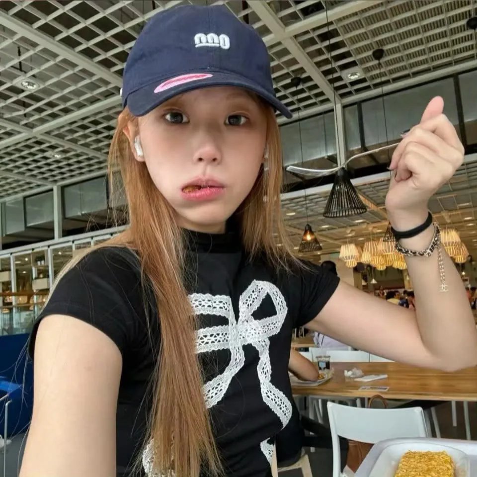 精灵兰尼和韦恩的圣诞前夜